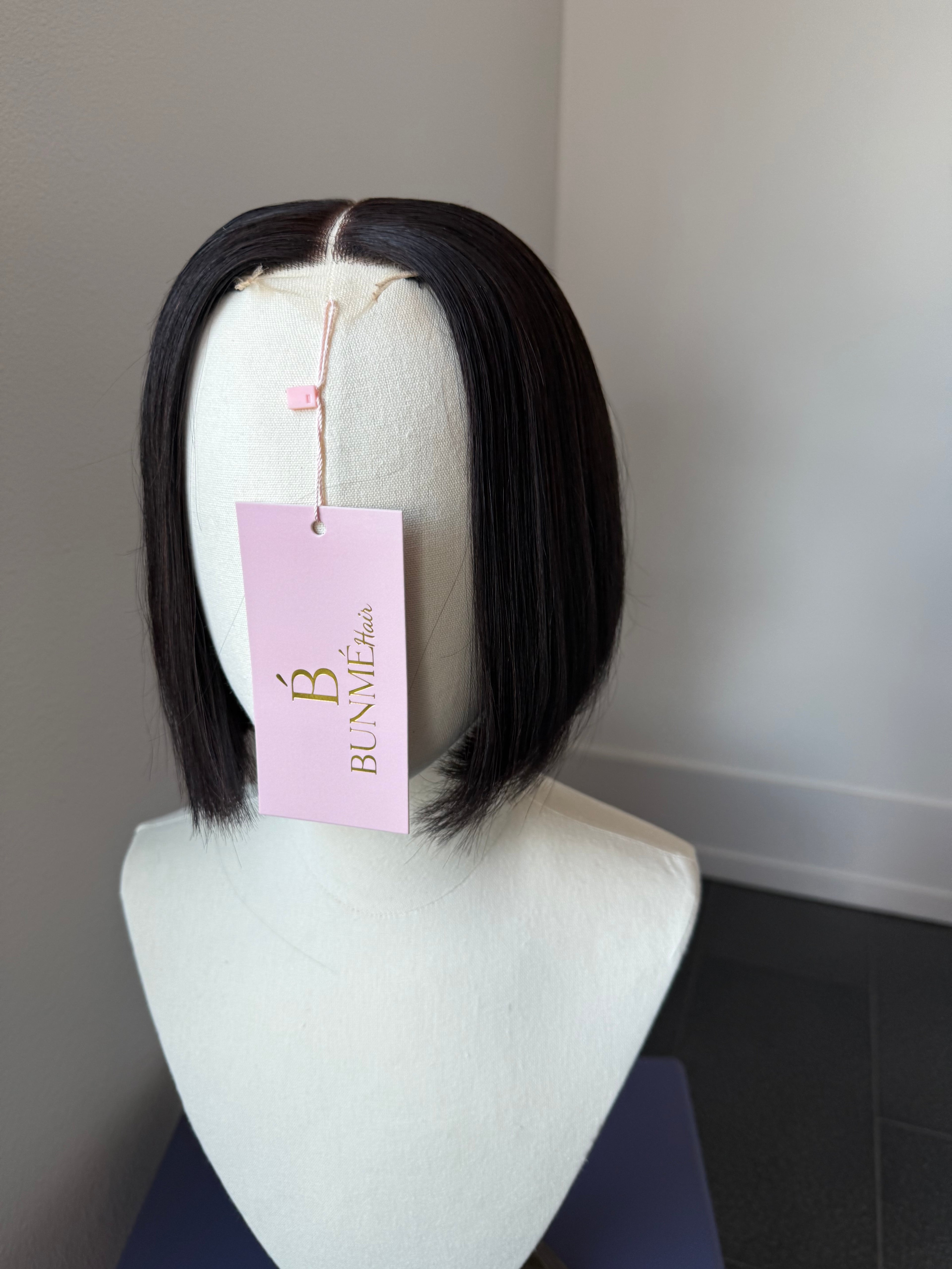 Bunmé Blunt cut Bob